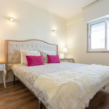 Beachome4U4 / Carcavelos Beach Parede Bagian luar foto