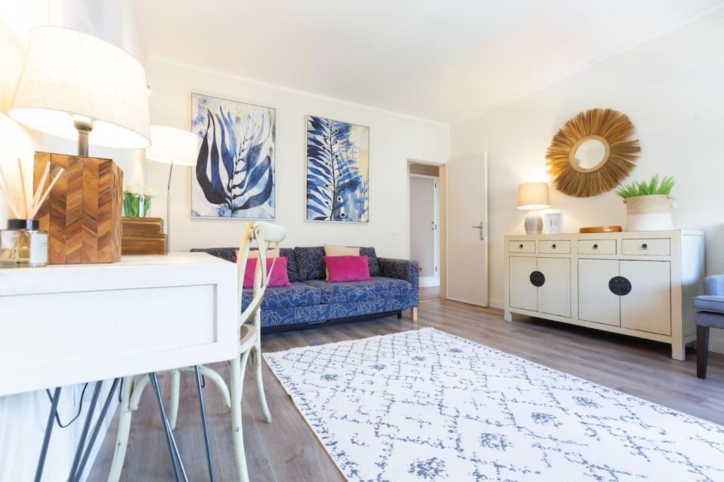 Beachome4U4 / Carcavelos Beach Parede Bagian luar foto