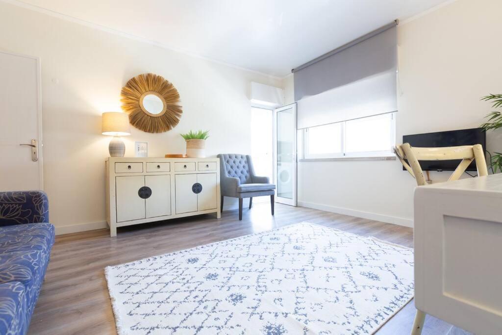 Beachome4U4 / Carcavelos Beach Parede Bagian luar foto
