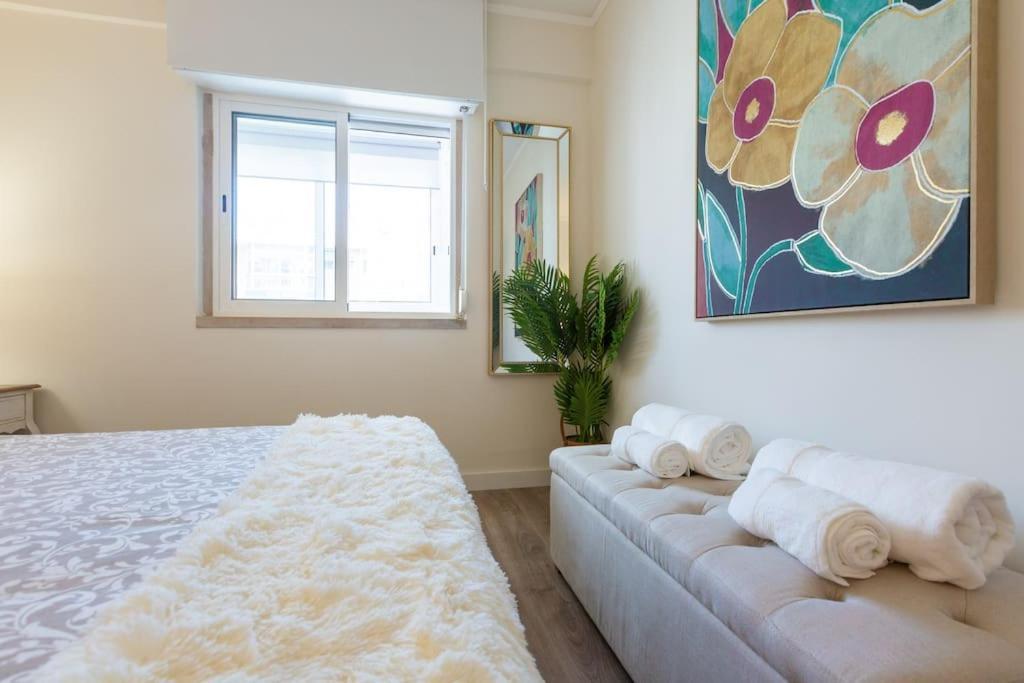 Beachome4U4 / Carcavelos Beach Parede Bagian luar foto
