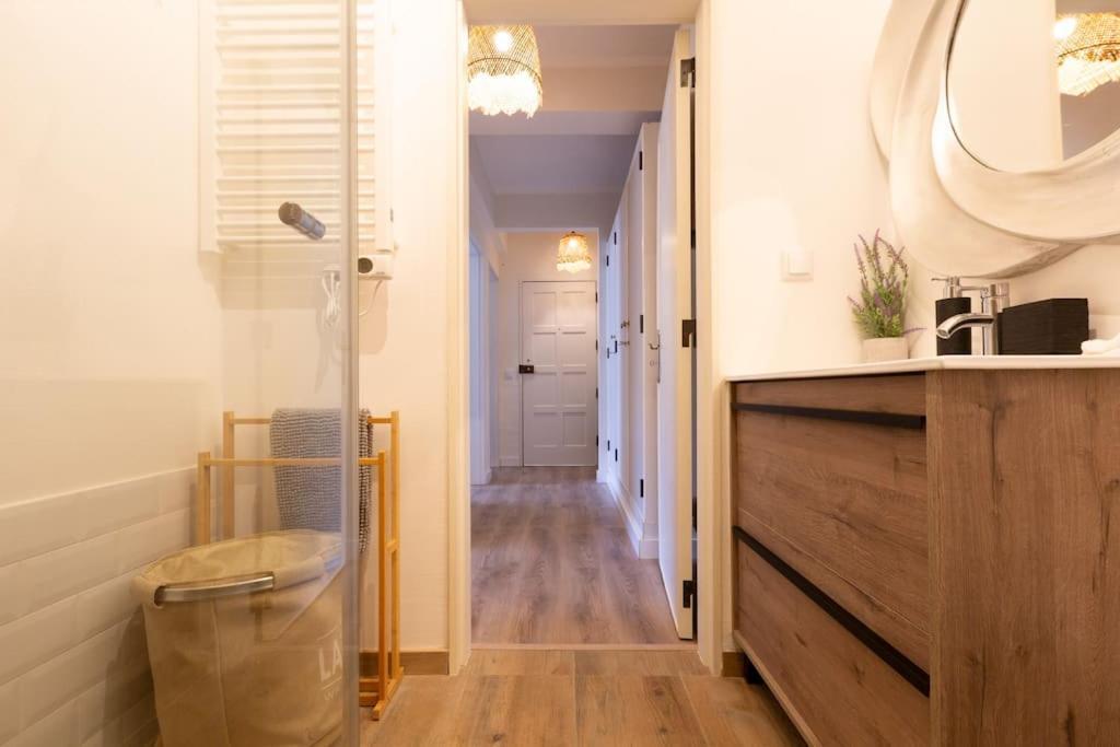 Beachome4U4 / Carcavelos Beach Parede Bagian luar foto